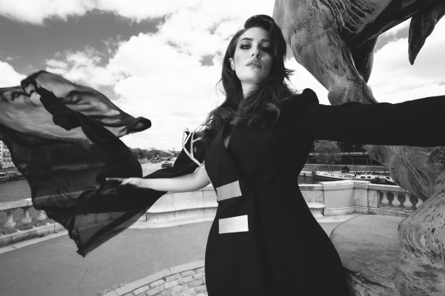 Mauro Lorenzo Fashion Editorial Photographer Advertising Paris France Parigi Toureiffel Pontalexandre Management  Inspiration Moodboard HauteCouture Reinassance fotografiadimoda veil jacket research gold black&white sunset flare pretaporter Portrait altamoda