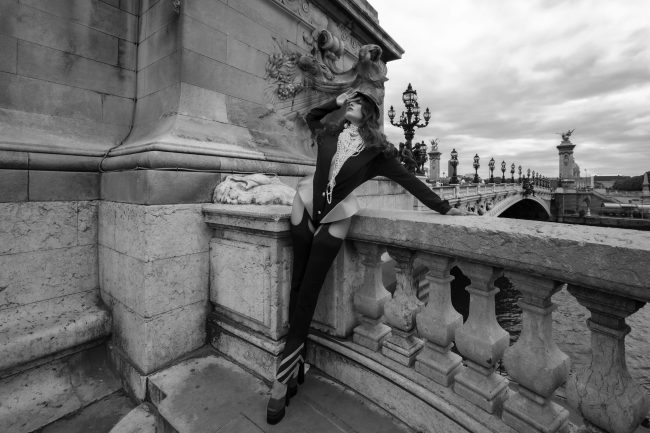 Mauro Lorenzo Fashion Editorial Photographer Advertising Paris France Parigi Toureiffel Pontalexandre Management  Inspiration Moodboard HauteCouture Reinassance fotografiadimoda veil jacket research gold black&white sunset flare pretaporter Portrait altamoda