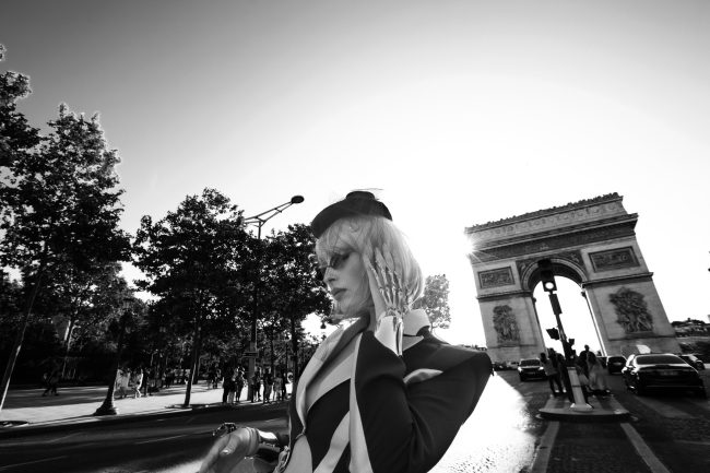 Mauro Lorenzo Fashion Editorial Photographer Advertising Paris France Parigi Toureiffel Pontalexandre Management  Inspiration Moodboard HauteCouture Reinassance fotografiadimoda veil jacket research gold black&white sunset flare pretaporter Portrait altamoda