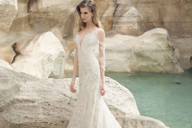 Mauro Lorenzo Fashion Photographer Advertising Campaign roma rome bridal altamoda handmade carrabs piazza spagna fontana trevi Whitedress Moodboard designer luxury sposa artDirector woman pregiato strascico popolo fountain