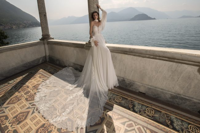 Mauro Lorenzo Fashion Photographer Advertising Campaign studio bridal altamoda handmade diamond lago como Whitedress Moodboard bridaldesigner luxury sposa artDirector woman pizzo coda villa monastero -1561 copia