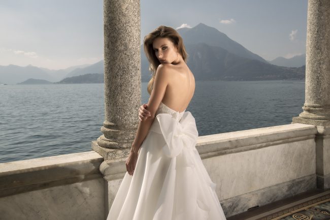 Mauro Lorenzo Fashion Photographer Advertising Campaign studio bridal altamoda handmade diamond lago como Whitedress Moodboard bridaldesigner luxury sposa artDirector woman pizzo coda villa monastero -1561 copia