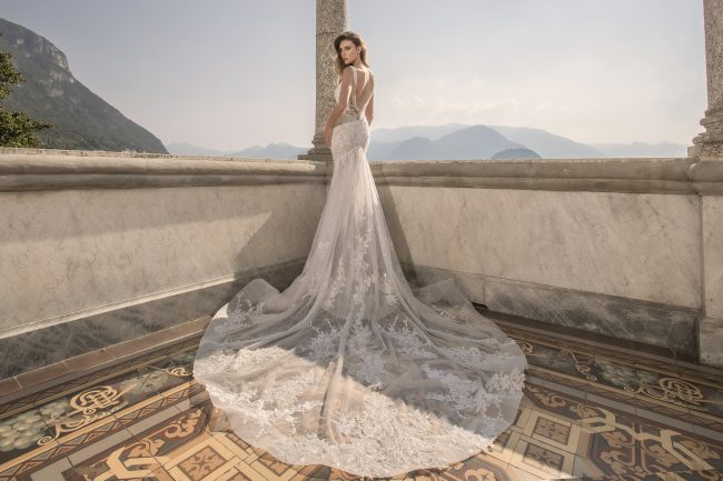 Mauro Lorenzo Fashion Photographer Advertising Campaign studio bridal altamoda handmade diamond lago como Whitedress Moodboard bridaldesigner luxury sposa artDirector woman pizzo coda villa monastero -1561 copia