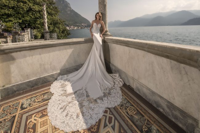Mauro Lorenzo Fashion Photographer Advertising Campaign studio bridal altamoda handmade diamond lago como Whitedress Moodboard bridaldesigner luxury sposa artDirector woman pizzo coda villa monastero -1561 copia