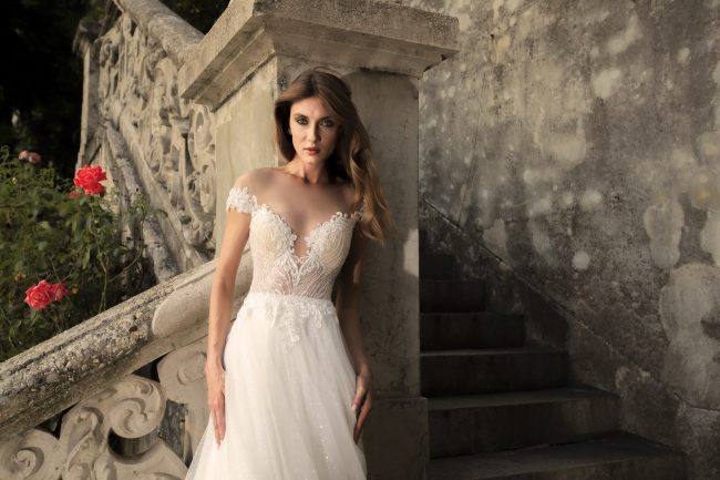 Mauro Lorenzo Fashion Photographer Advertising Campaign studio bridal altamoda handmade diamond lago como Whitedress Moodboard bridaldesigner luxury sposa artDirector woman pizzo coda villa monastero -1561 copia