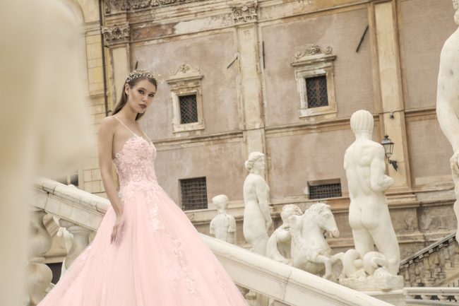 Mauro Lorenzo Fashion Editorial  FashionPhotographer Bridal Altamoda Magazine Sposa Management Wedding Palermo Piazzapretoria Hautecouture fashionshooting TopBrands ItalianPhotographer Inspiration Statue Piazzadellavergogna