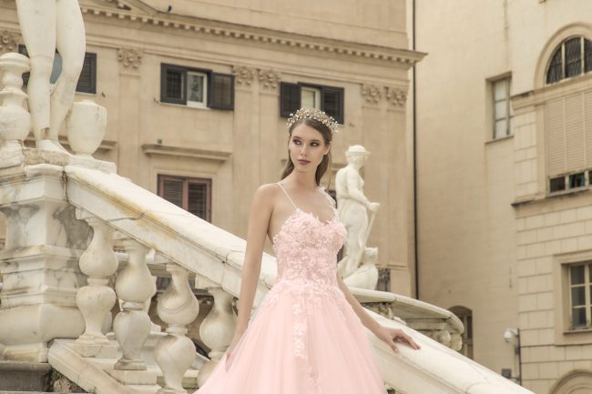 Mauro Lorenzo Fashion Editorial  FashionPhotographer Bridal Altamoda Magazine Sposa Management Wedding Palermo Piazzapretoria Hautecouture fashionshooting TopBrands ItalianPhotographer Inspiration Statue Piazzadellavergogna