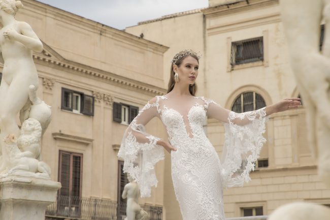 Mauro Lorenzo Fashion Editorial  FashionPhotographer Bridal Altamoda Magazine Sposa Management Wedding Palermo Piazzapretoria Hautecouture fashionshooting TopBrands ItalianPhotographer Inspiration Statue Piazzadellavergogna