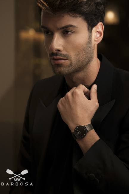 Mauro Lorenzo Fashion Editorial Photographer Commercial Magazine Agency Management Sicilia Barbosa Clock Inspiration Moodboard Shooting Brands Studiosession Colours pretaporter Haute Couture clockwork orologio Black Sicily Fluo Flower Floreale