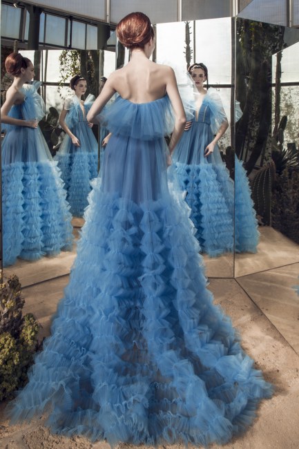 Mauro Lorenzo Fashion Editorial Photographer haute couture  Magazine Agency nature botanic garden press topmodel italian moodboard Inspiration sosud advertising mirror reflection secret