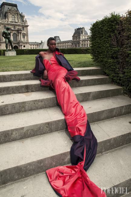 Mauro Lorenzo Fashion Editorial Fashion Photographer L'Officiel LOFFICIEL Baltics Magazine Agency Management Paris Inspiration Moodboard Mcqueen Balenciaga Shooting Brands Tour Eiffel Photographer Haute Couture 