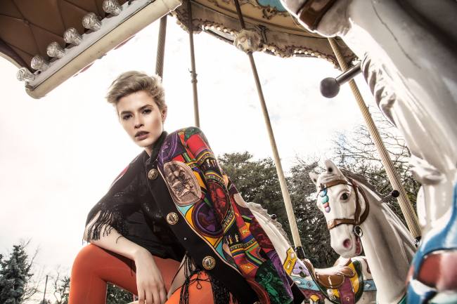 Mauro Lorenzo Fashion Photographer Fashion Editorial Officiel Baltics Lofficiel Magazine Top Brand Haute Couture Dior Versace Lacroix Moschino Hat Parigi Paris Tour Eiffel Colour Inspiration Jacket Street Urban Movement France 